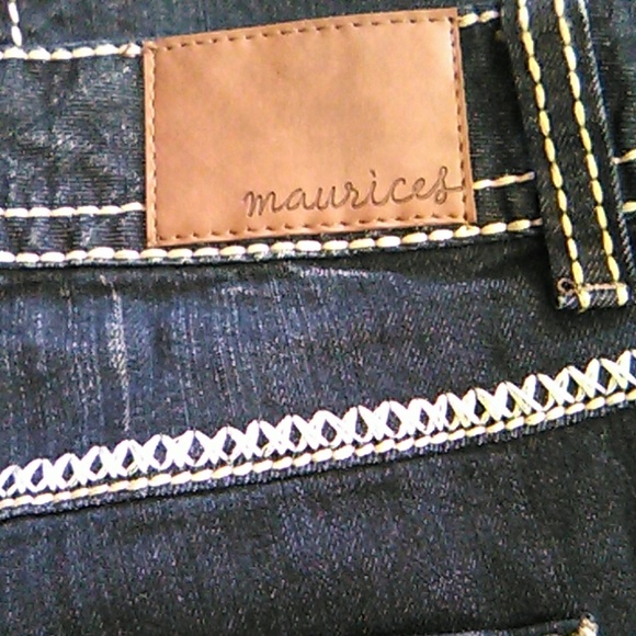 Jeans - Picture 2 of 3